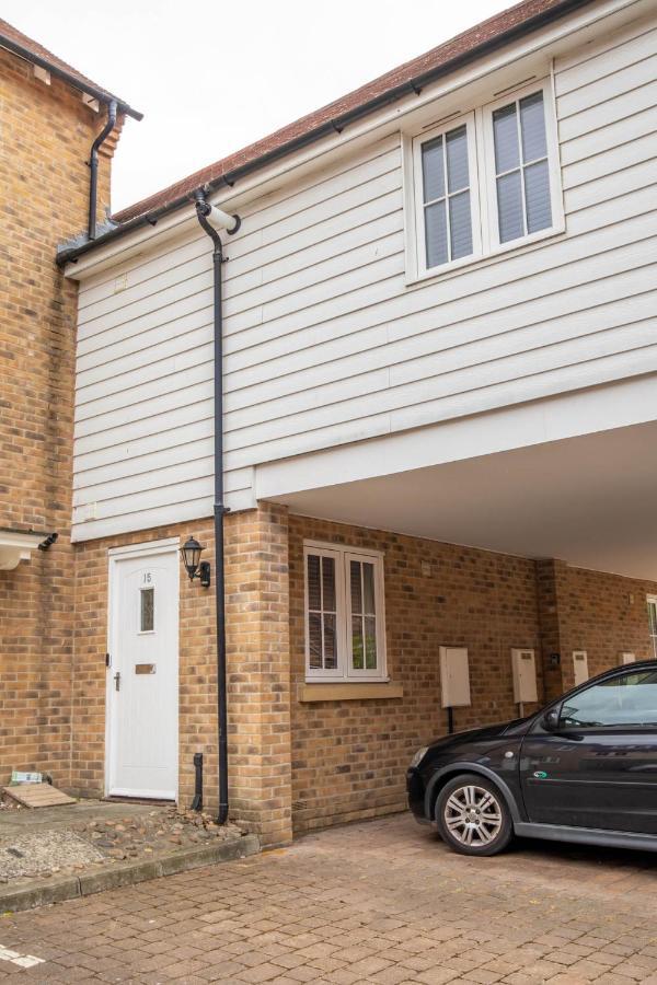 The Chaucer - Modern 3 Bed Home With Parking Close To City Centre Canterbury Ngoại thất bức ảnh