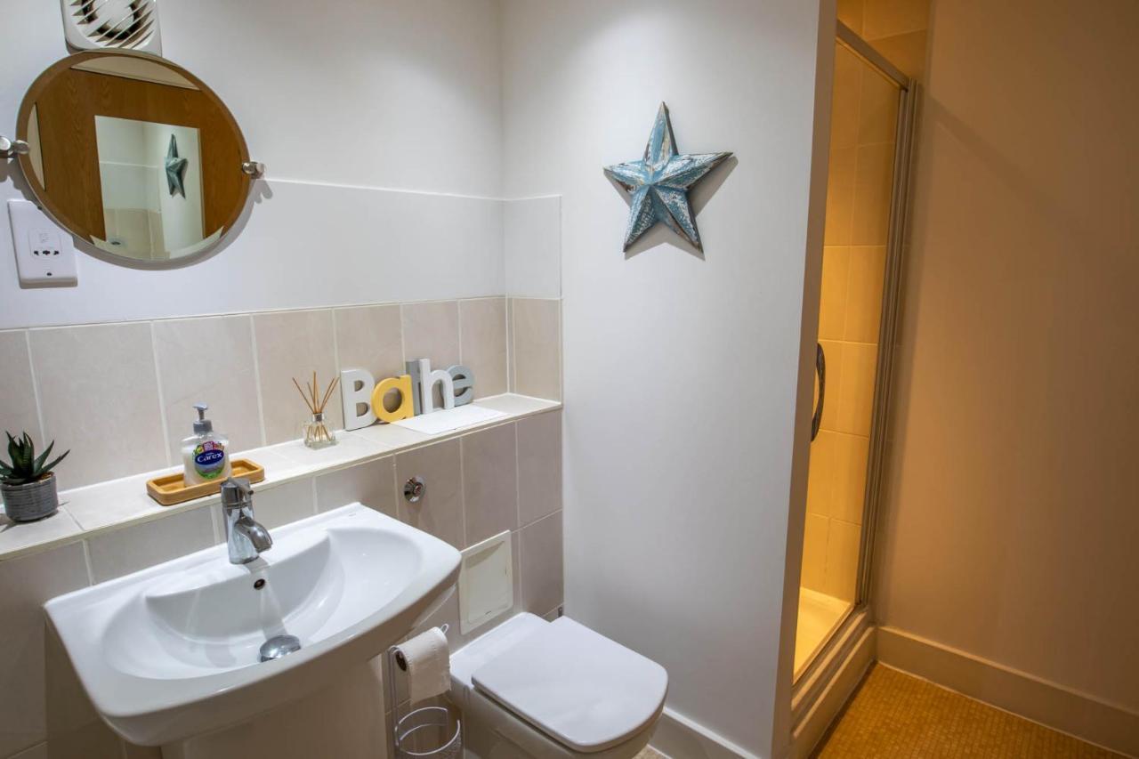 The Chaucer - Modern 3 Bed Home With Parking Close To City Centre Canterbury Ngoại thất bức ảnh