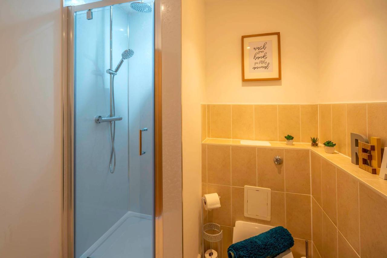 The Chaucer - Modern 3 Bed Home With Parking Close To City Centre Canterbury Ngoại thất bức ảnh