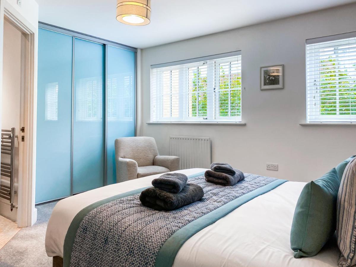 The Chaucer - Modern 3 Bed Home With Parking Close To City Centre Canterbury Ngoại thất bức ảnh
